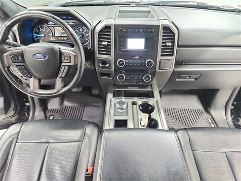 Used 2018 Ford Expedition XLT w/ Equipment Group 201A image 25