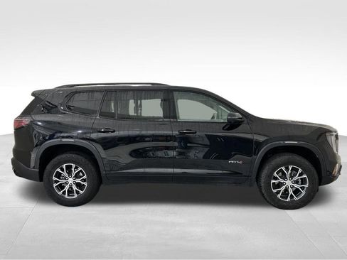 Used 2024 GMC Acadia AT4 w/ Luxury Package image 7