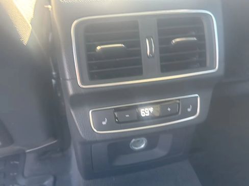 Used 2018 Audi Q5 2.0T Premium Plus w/ Premium Plus Package image 20