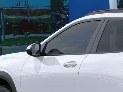 New 2026 Chevrolet Trax LT FWD image 12