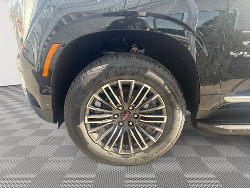 New 2026 GMC Yukon Elevation w/ Elevation Premium Package AWD/4WD image 30