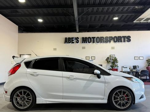 Used 2015 Ford Fiesta ST FWD image 4