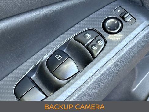 Certified 2024 Nissan Altima 2.5 SV FWD image 3