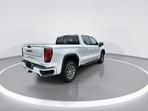 Used 2022 GMC Sierra 1500 AT4 w/ AT4 Premium Package AWD/4WD image 8