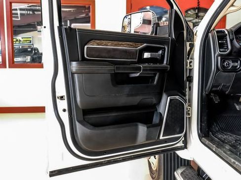 Used 2021 RAM 5500 Laramie AWD/4WD image 45