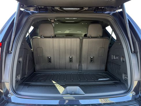 New 2026 GMC Yukon Elevation w/ LPO, Floor Liner Package image 17