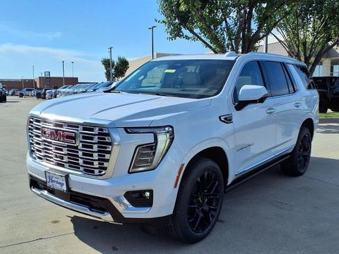 New 2026 GMC Yukon Denali w/ Denali Reserve Package AWD/4WD image 28