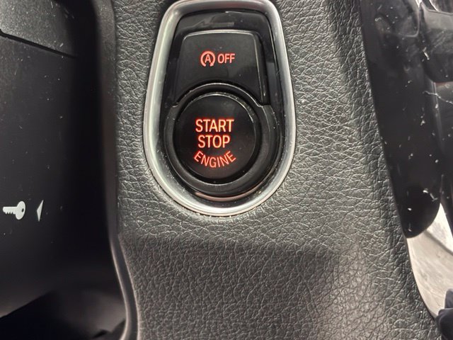 Used 2017 BMW 330i xDrive Sedan AWD/4WD image 33