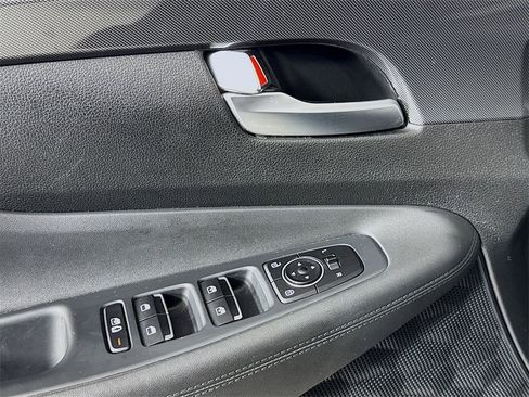 Used 2023 Hyundai Santa Fe SEL image 15