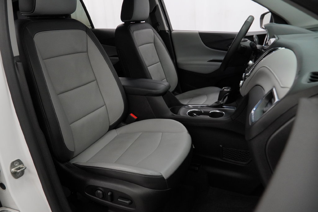 Used 2018 Chevrolet Equinox Premier FWD image 38