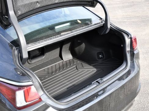 New 2025 Lexus ES 350 Luxury image 30