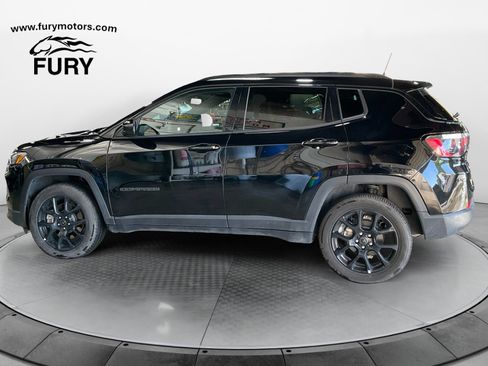 Used 2025 Jeep Compass Latitude w/ Altitude Special Edition AWD/4WD image 7