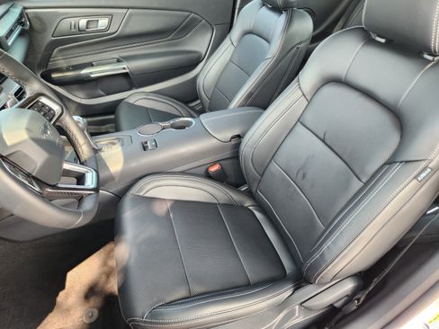 Used 2026 Ford Mustang GT Premium RWD image 7