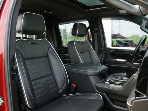 Used 2024 GMC Sierra 2500 AT4X AWD/4WD image 39