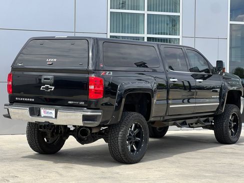Used 2019 Chevrolet Silverado 2500 LTZ w/ Duramax Plus Package AWD/4WD image 4