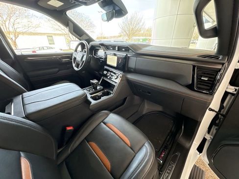 Certified 2024 GMC Sierra 1500 AT4 w/ Technology Package image 30