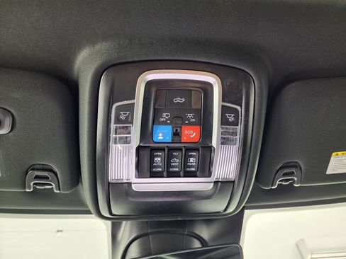 Used 2025 RAM 3500 Laramie image 61