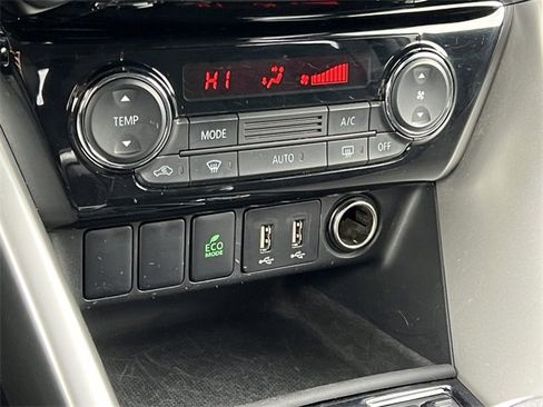 Used 2024 Mitsubishi Eclipse Cross Black Edition image 25