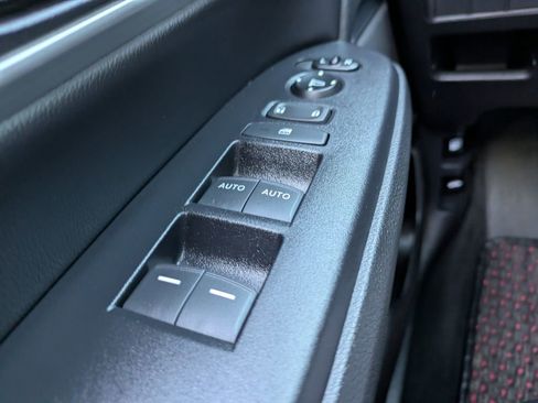 Used 2022 Honda CR-V Touring image 25