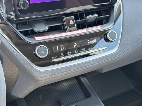 New 2026 Toyota Corolla Cross LE AWD/4WD image 29