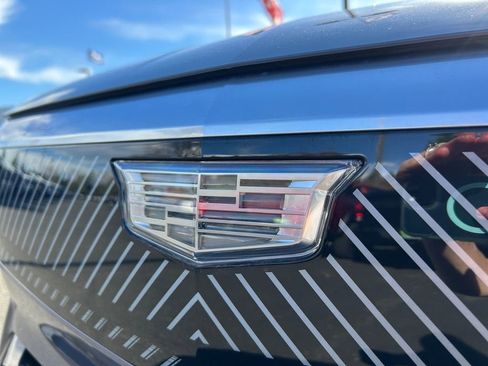 Used 2025 Cadillac Optiq Luxury 1 AWD/4WD image 25