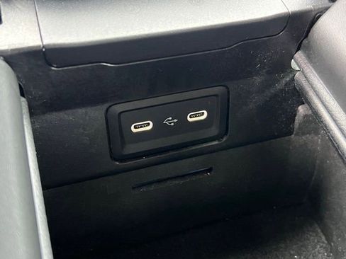 Used 2023 Mercedes-Benz C 300 Sedan image 28