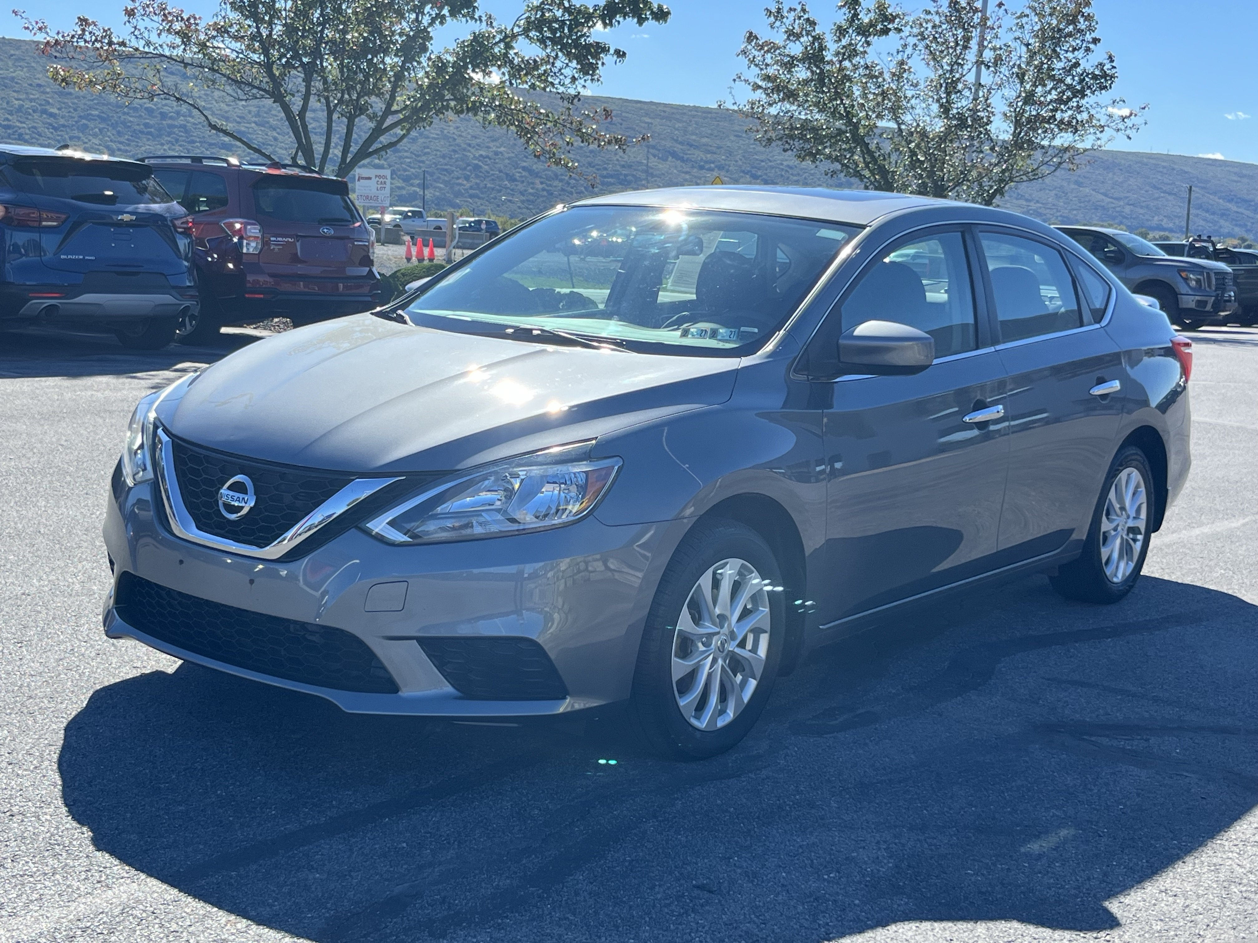 Used 2017 Nissan Sentra SV w/ Style Package FWD image 10