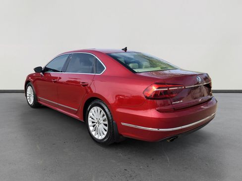 Used 2017 Volkswagen Passat 1.8T SE image 3