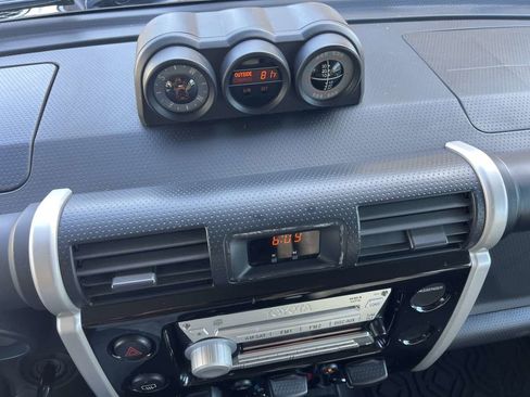 Used 2008 Toyota FJ Cruiser 4WD image 26