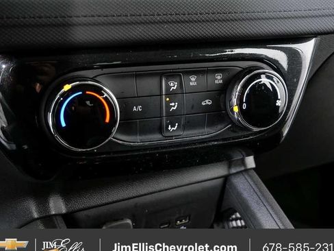 Certified 2025 Chevrolet TrailBlazer LT AWD/4WD image 15