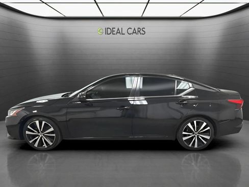 Used 2020 Nissan Altima 2.5 SR FWD image 9