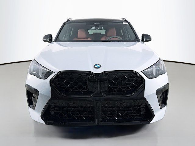 Used 2026 BMW X2 xDrive28i AWD/4WD image 2