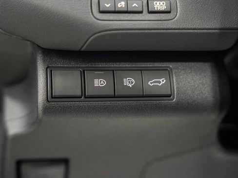 New 2026 Toyota C-HR AWD/4WD image 41