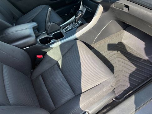 Used 2014 Honda Accord Sport image 18