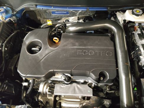 Used 2024 Chevrolet Equinox LS w/ LS Convenience Package FWD image 30