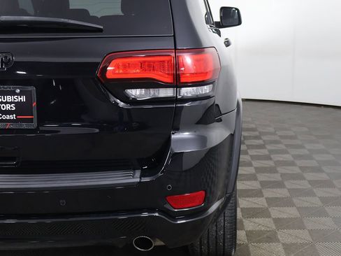 Used 2021 Jeep Grand Cherokee Laredo X AWD/4WD image 16
