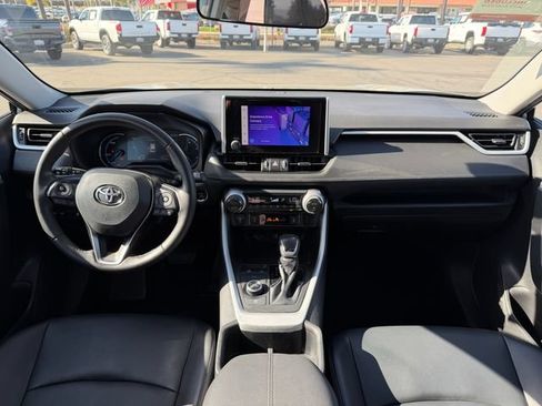 Used 2023 Toyota RAV4 XLE Premium AWD/4WD image 18