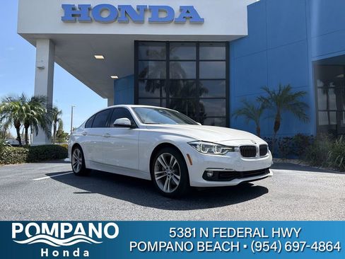 Used 2018 BMW 340i Sedan RWD image 1