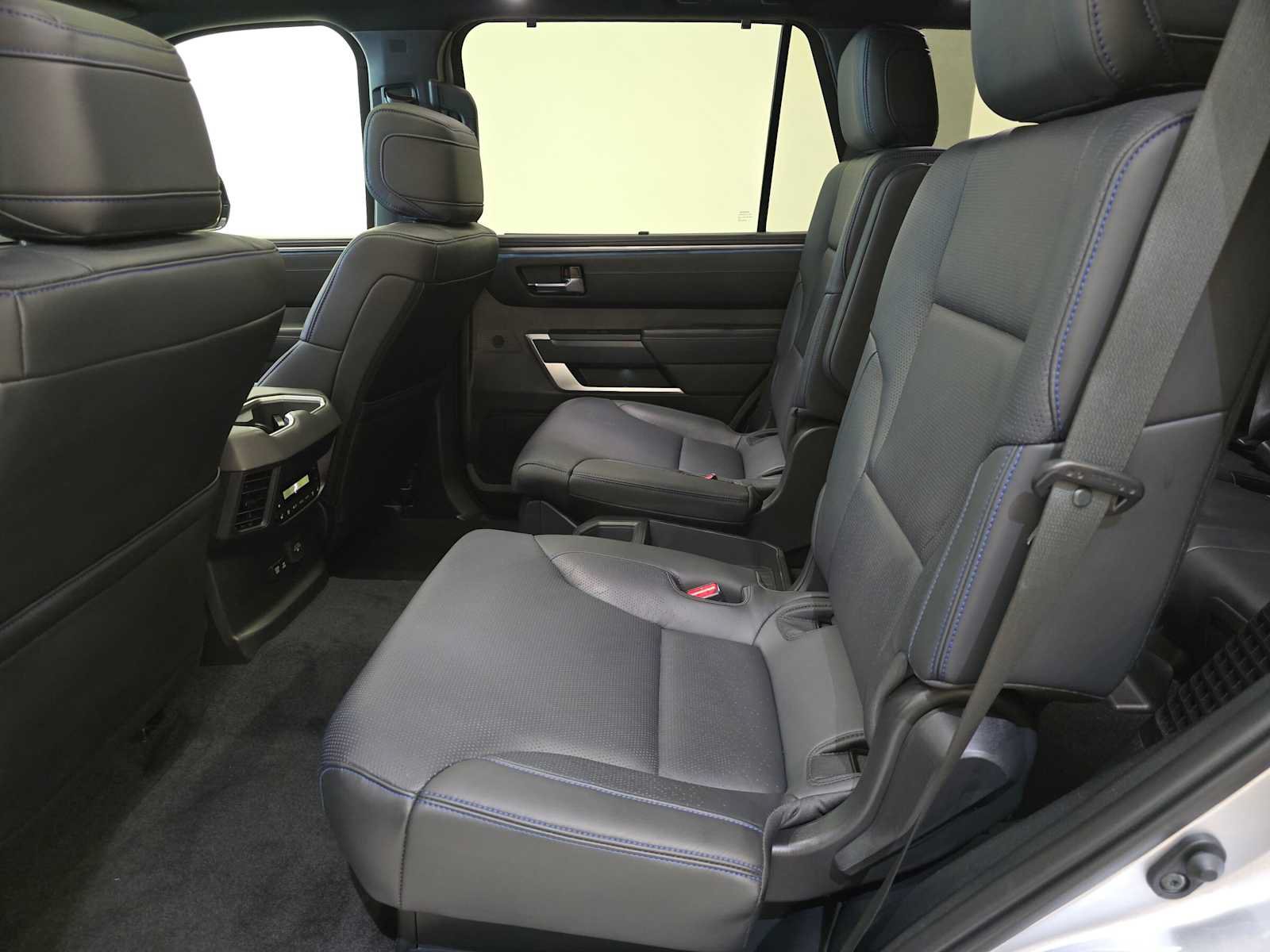 Used 2025 Toyota Sequoia Platinum w/ TRD Off-Road Package AWD/4WD image 24