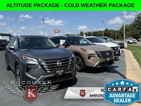 Used 2020 Jeep Cherokee Latitude Plus AWD/4WD image 31