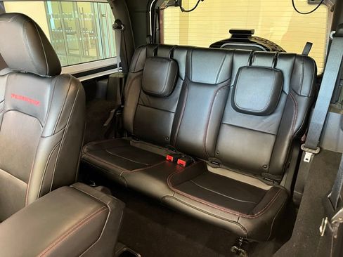 Used 2021 Jeep Wrangler Rubicon AWD/4WD image 27