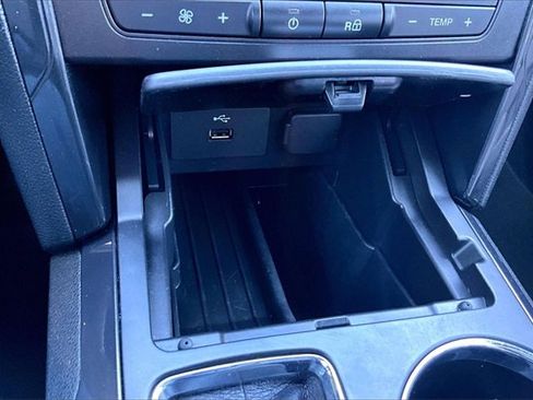 Used 2018 Ford Explorer FWD image 19