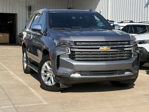 Used 2021 Chevrolet Tahoe Premier RWD image 2