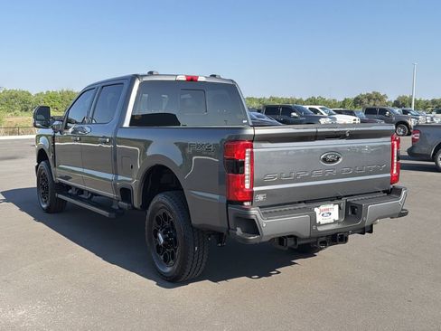 New 2026 Ford F250 Lariat w/ Black Appearance Package AWD/4WD image 6