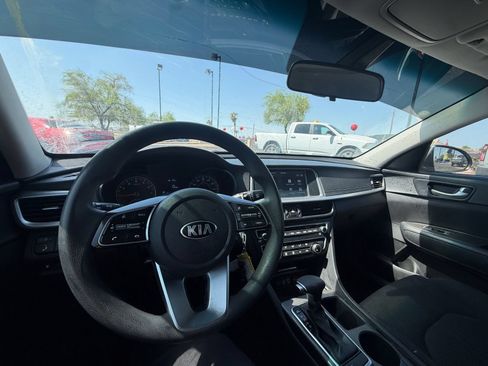 Used 2019 Kia Optima LX FWD image 12