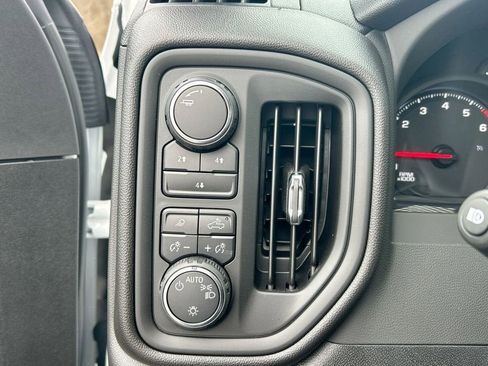 New 2025 Chevrolet Silverado 2500 W/T w/ WT Convenience Package AWD/4WD image 17