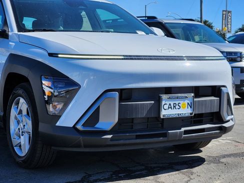 New 2026 Hyundai Kona SE image 9