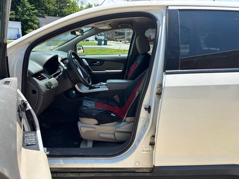 Used 2013 Ford Edge SE FWD image 10