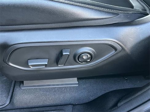 Used 2024 Jeep Grand Cherokee L Limited image 30