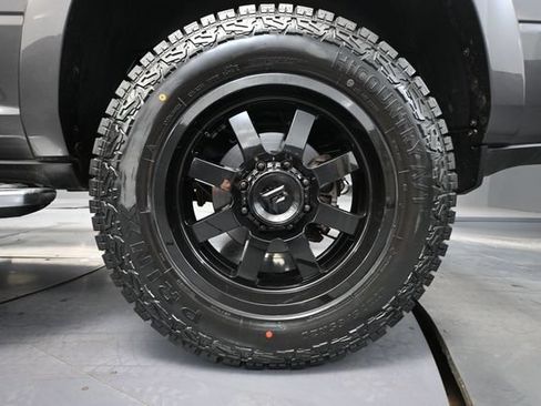 Used 2022 RAM 3500 Laramie AWD/4WD image 10